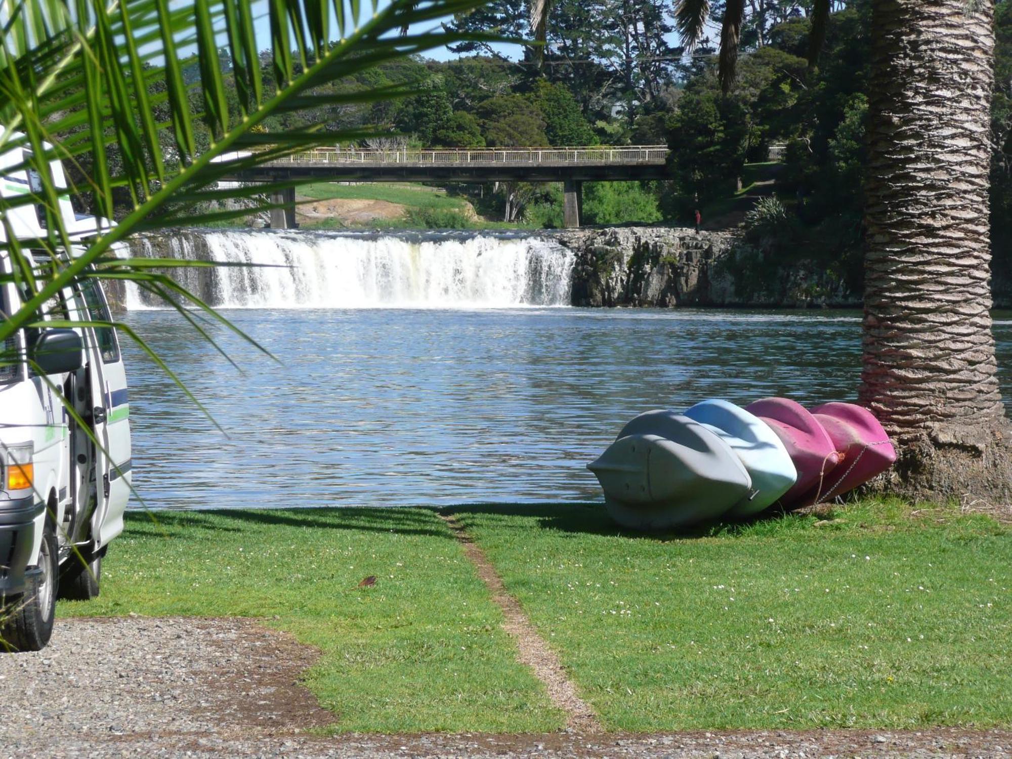 Waterfalls Estate - Motel & Campground Paihia Esterno foto
